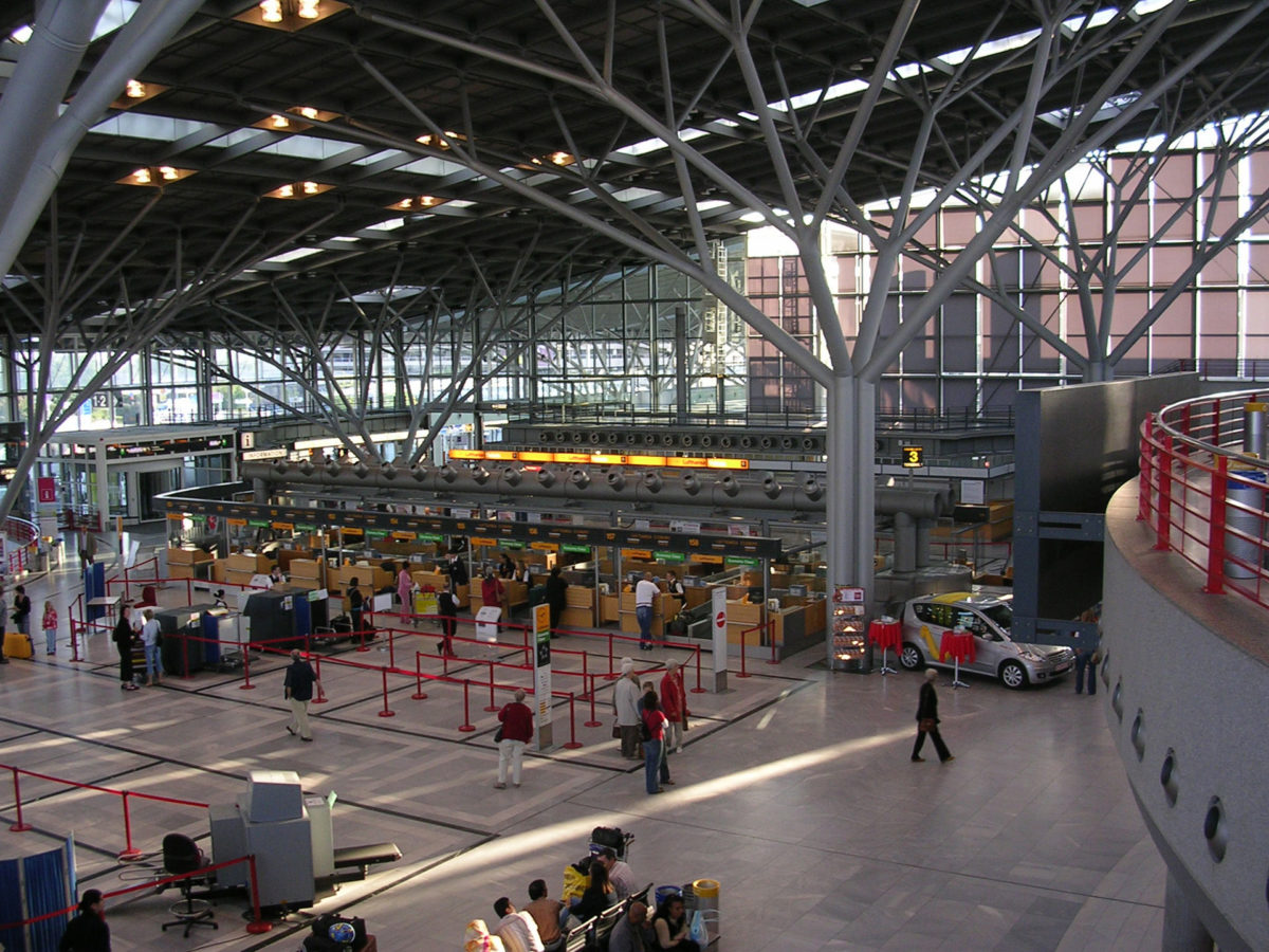Flughafen Terminal 1, Stuttgart | SCHAKO Great Britain